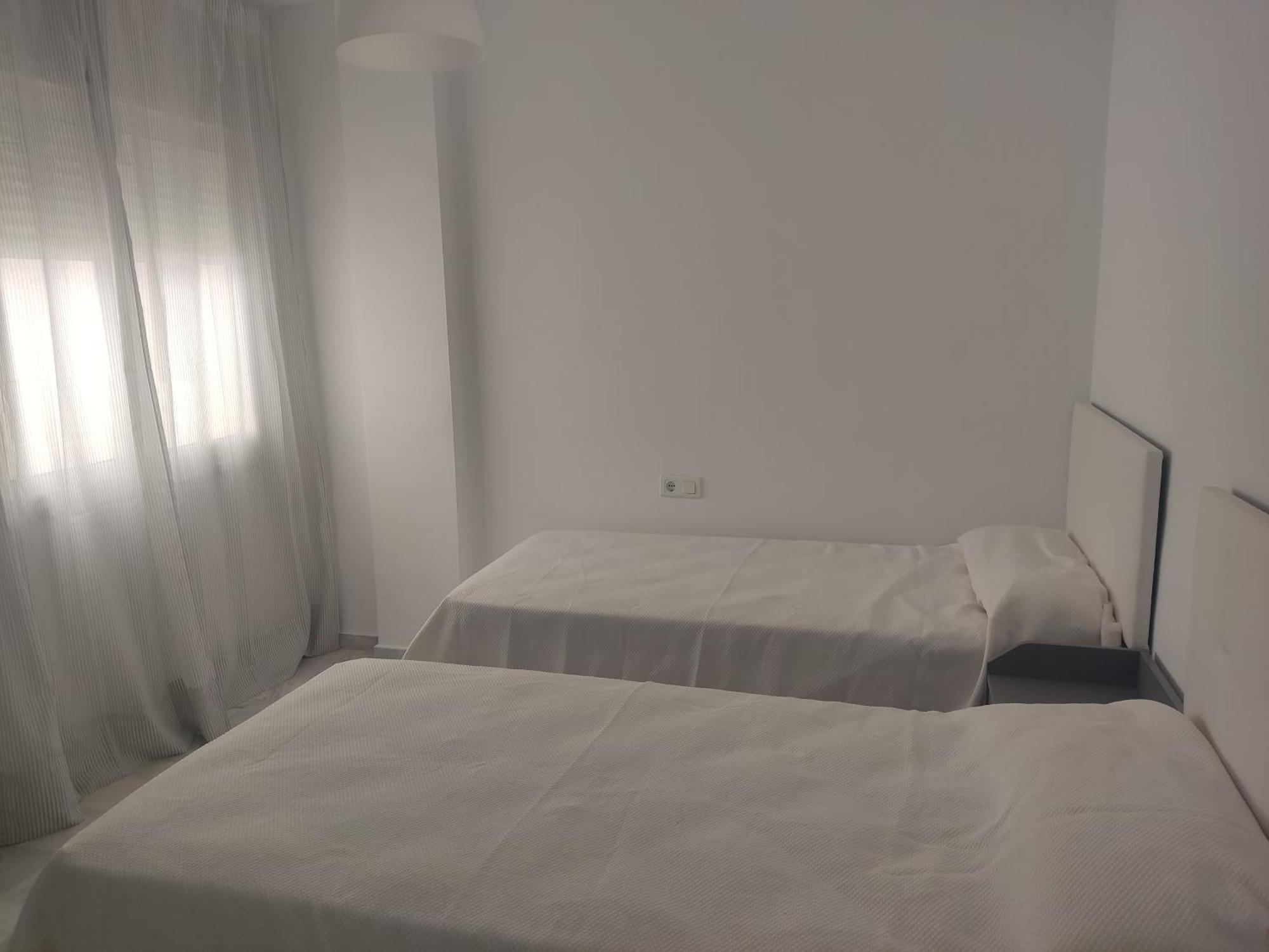 Apartamento MORCHE -TORROX PRIMERA LINEA DE PLAYA Torrox Quarto foto